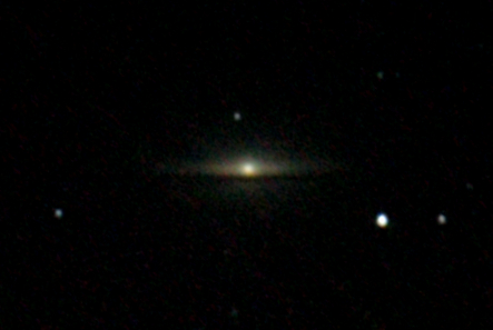 Zoom on M104